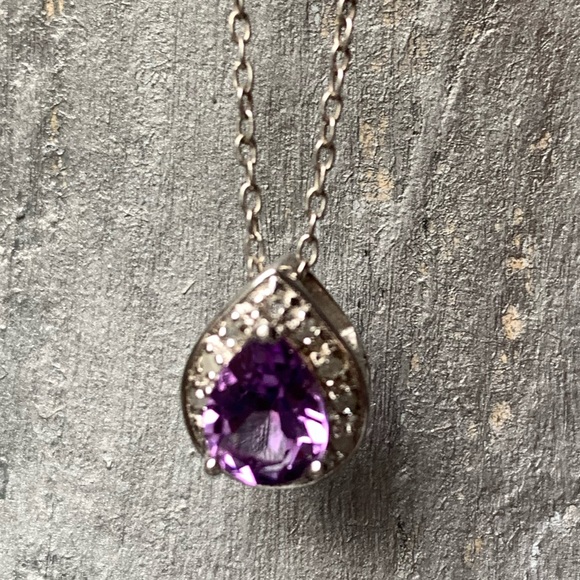 Sterling Silver Faceted Teardrop Amethyst Crystal Woman’s Necklace Purple Pisces - Picture 1 of 10